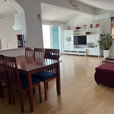 ברלה Apartments Tomas מראה חיצוני תמונה
